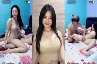 Dokumentasi 2 Gadis Cantik Live Kasur Lesbi