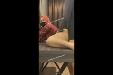 Dokumentasi Tante Kebaya Merah Cantik Di Kasur