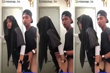 Gadis Cantik Pasrah Goyang Kasur WC Sepi