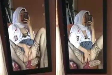Ukhti Siswi Hijab Cantik Live Kasur Cermin